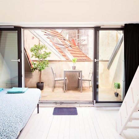 Beautiful Terrace Apartment In The Heart Of Antwerpen Bagian luar foto