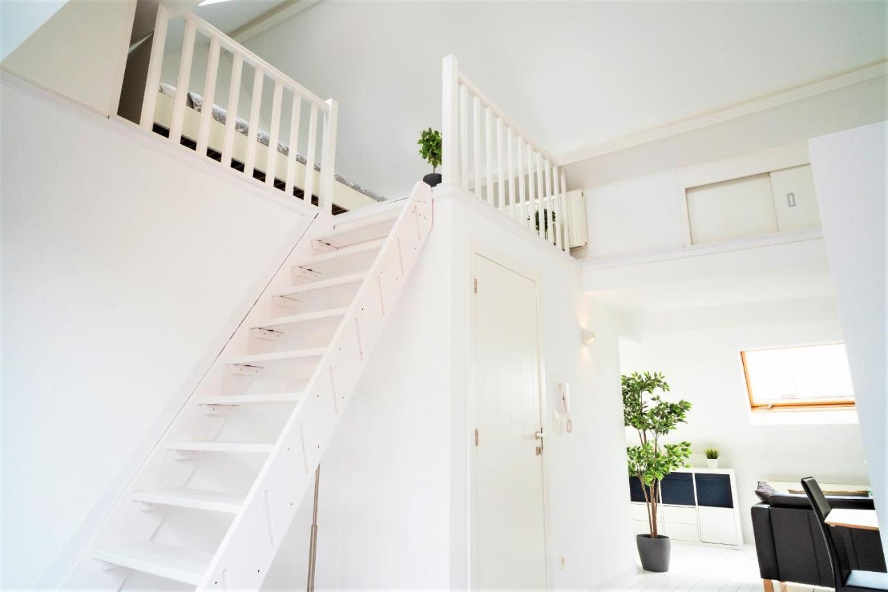 Beautiful Terrace Apartment In The Heart Of Antwerpen Bagian luar foto