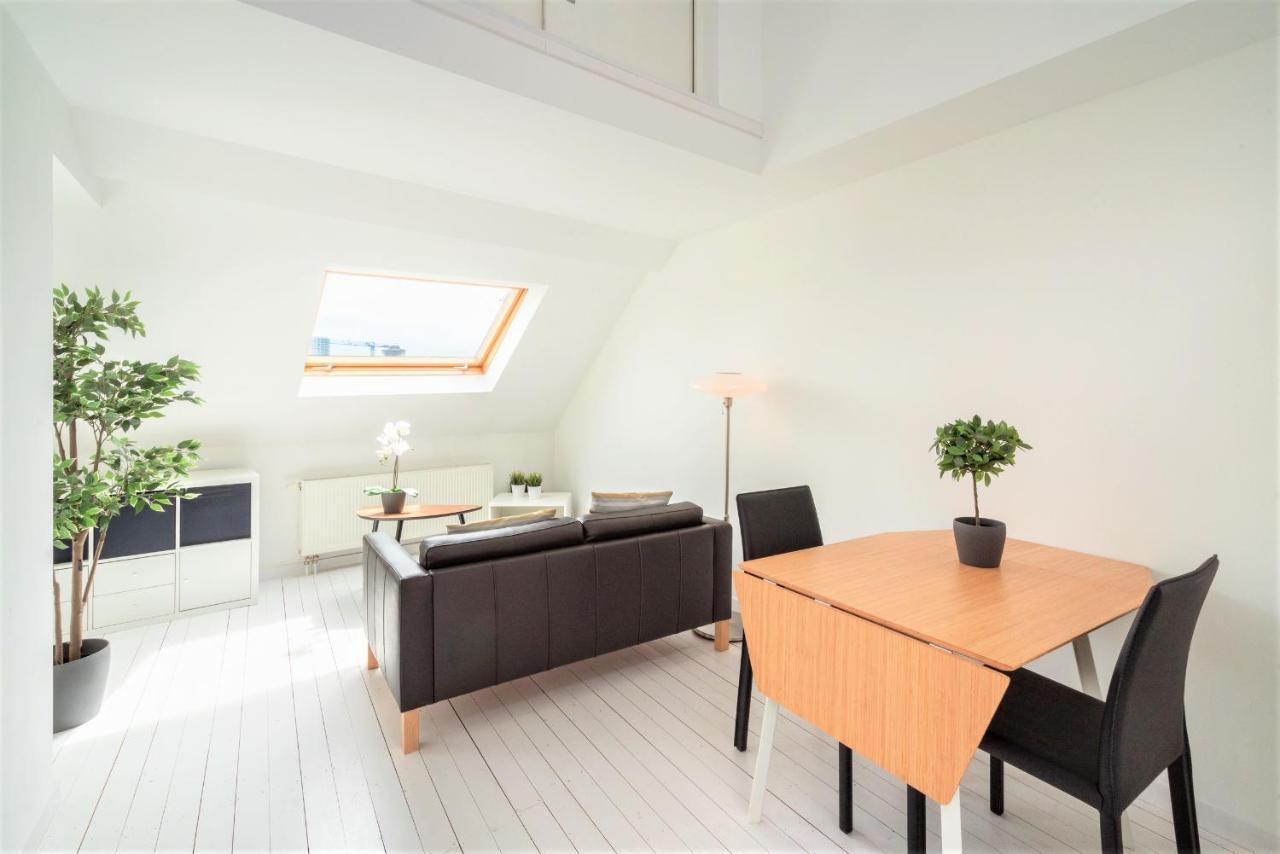 Beautiful Terrace Apartment In The Heart Of Antwerpen Bagian luar foto